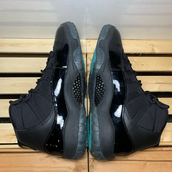 SOLD - Picture 5 of 9